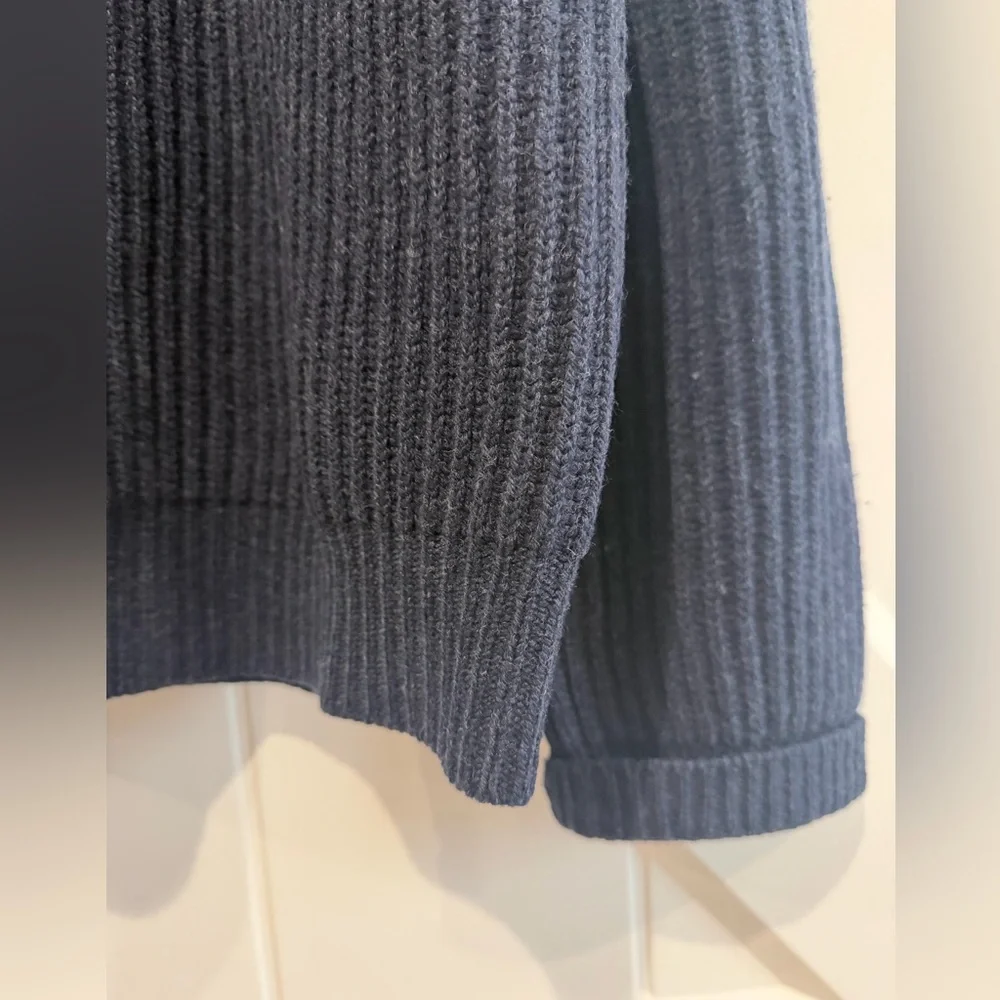Brooks Brothers elegant navy